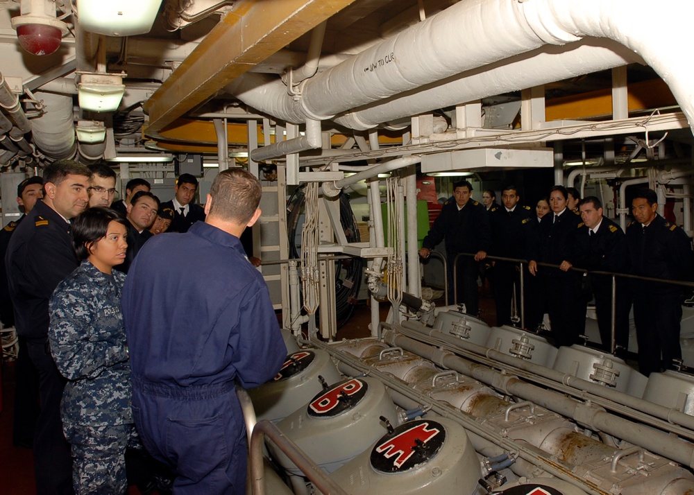 USS Oak Hill operations