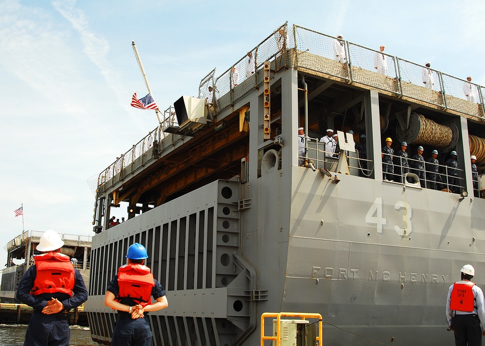 USS Fort McHenry deploys