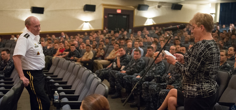 CJCS visits the Navy's Boot Camp