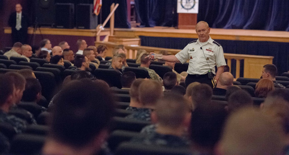 CJCS visits the Navy's boot camp