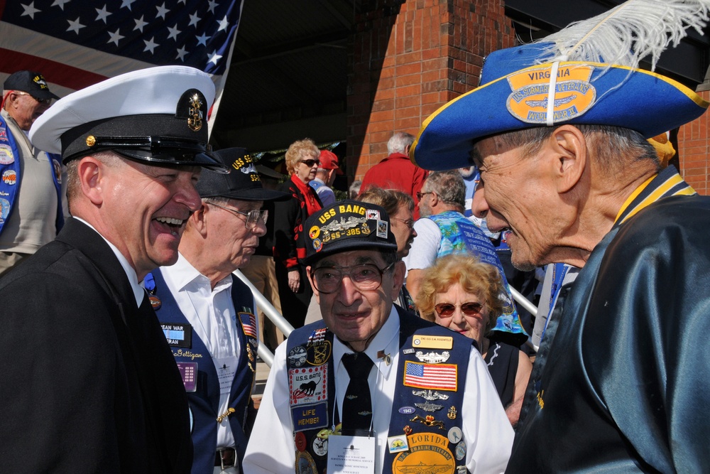 World War II submarine veteran's memorial service