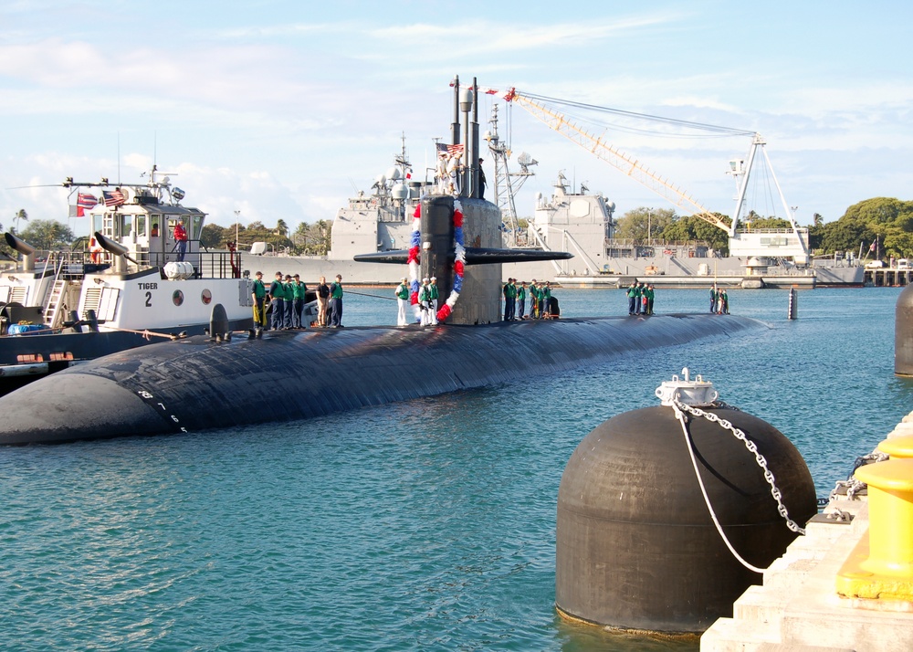 USS Jacksonville arrives at Naval Station Pearl Harbor