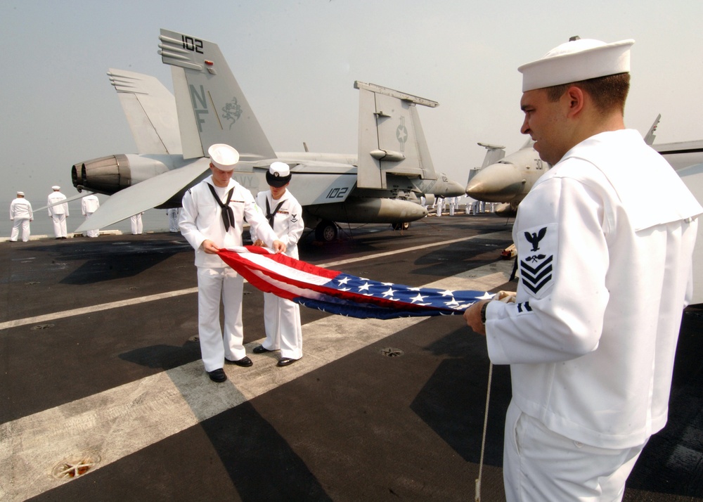 USS George Washington departs Manila Bay