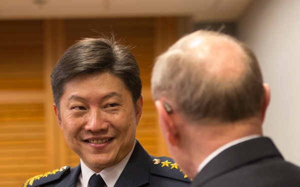 CJCS meets with his Singapore Counterpart
