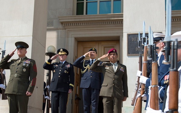 CJCS meets with his Singapore counterpart