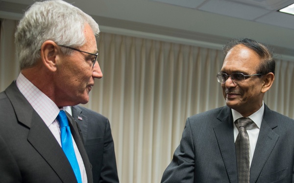 SD meets with Indian Secretary of Defense Production G. Mohan Kumar