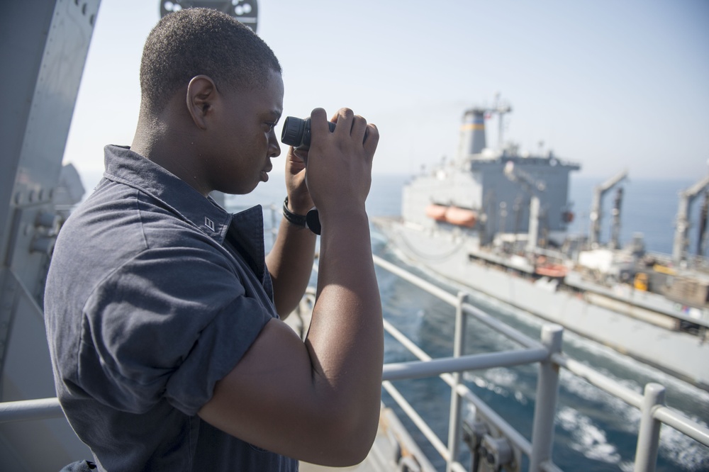 USS Gunston Hall replenishment at sea