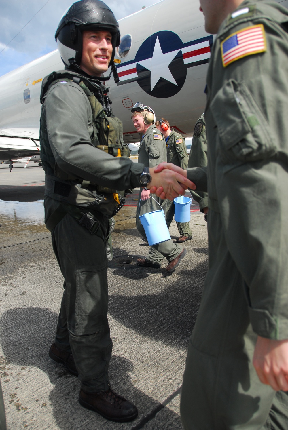 Cmdr. Christopher Saindon departs flight line for the final time