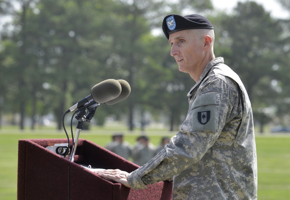 86th Combat Support Hospital change of command