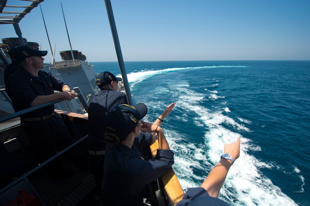 Officer seamanship training aboard USS Arleigh Burke