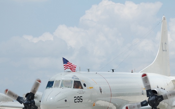 P-3 arrives