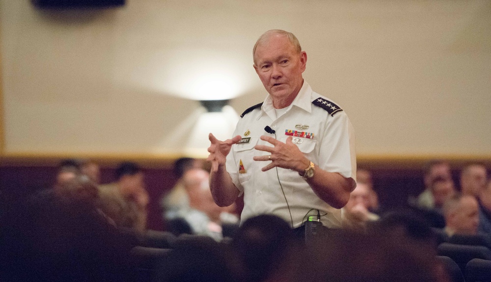 CJCS visits the Navy's boot camp