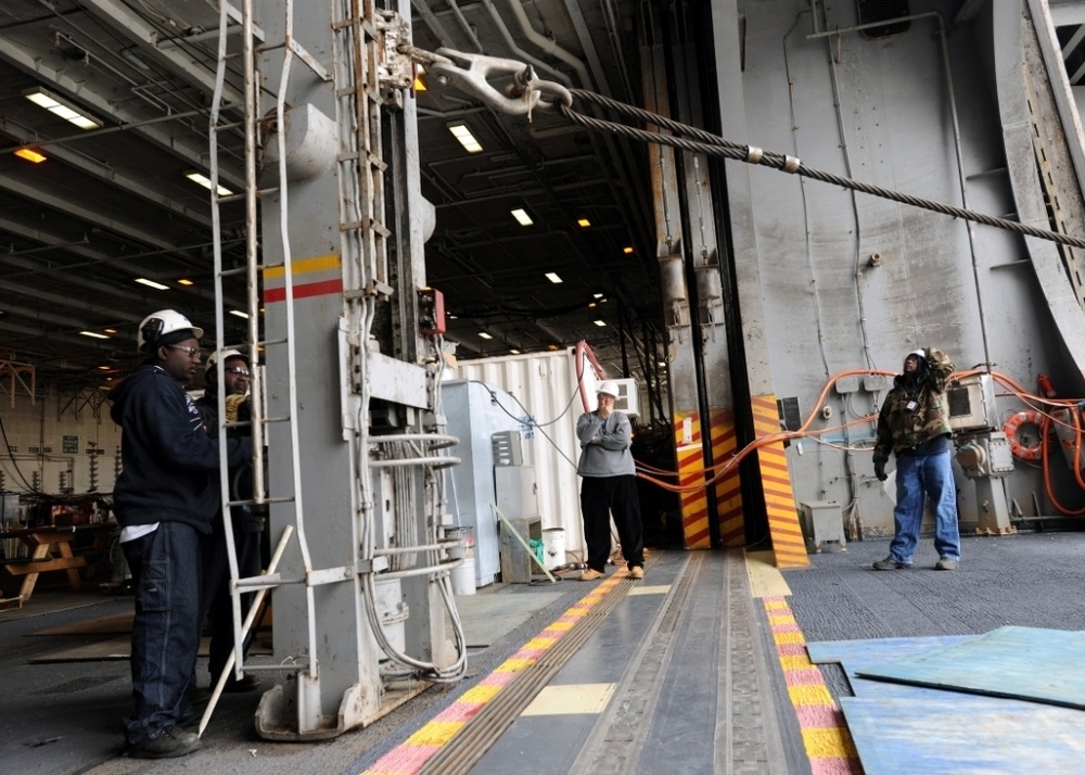 USS Enterprise undergoes maintenance