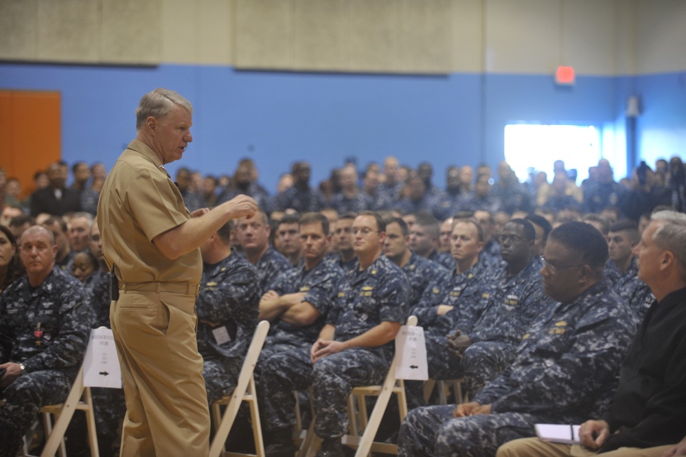 Chief of Naval Operations meets with Sailors stationed at Naval Station Mayport