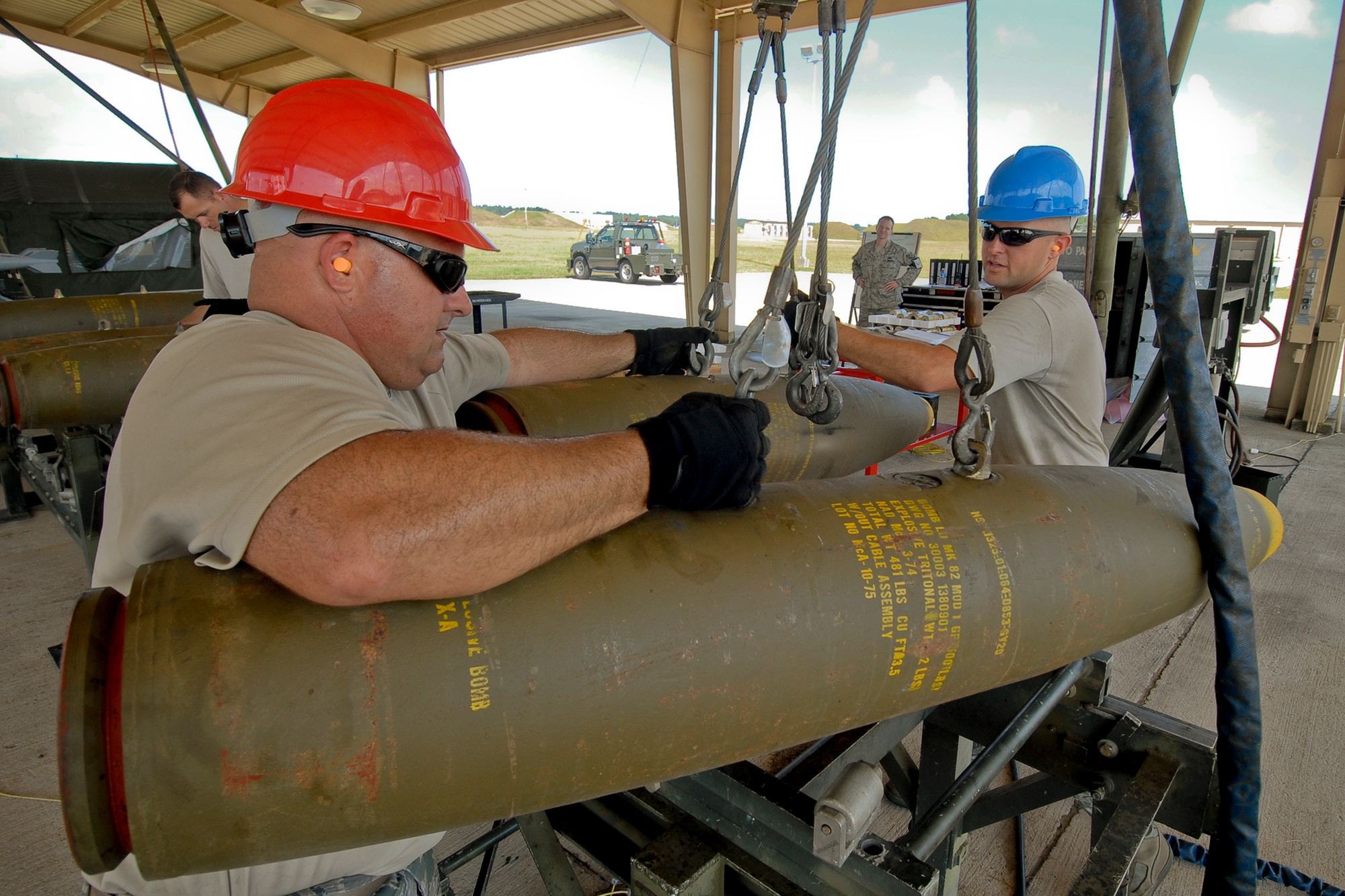 DVIDS - Images - Bomb assembly [Image 15 of 40]