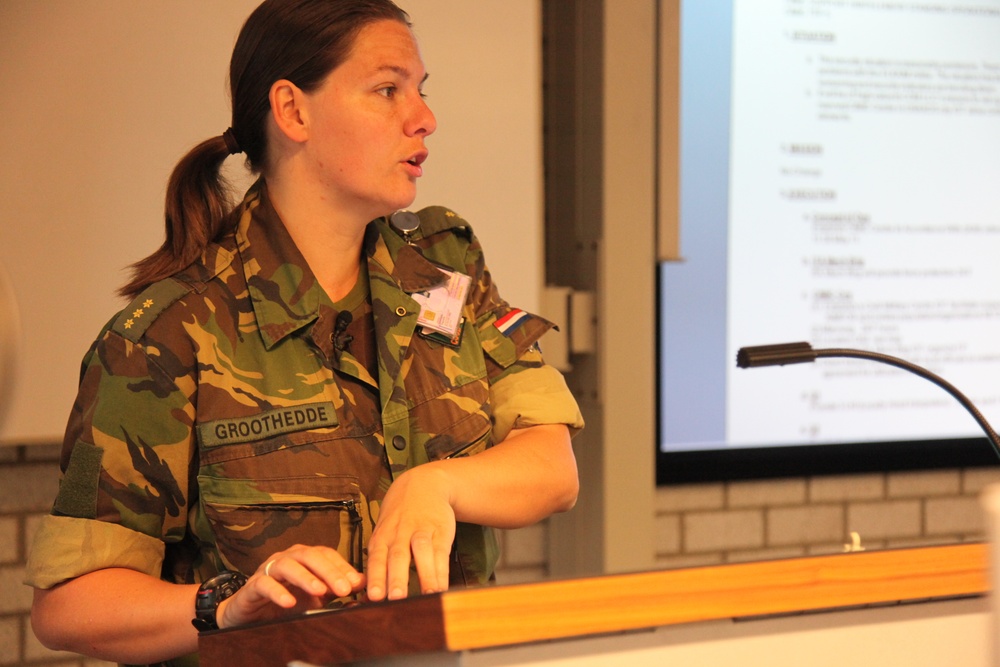 7th CSC Civil Affairs Soldiers participate in CCOE CIMIC course