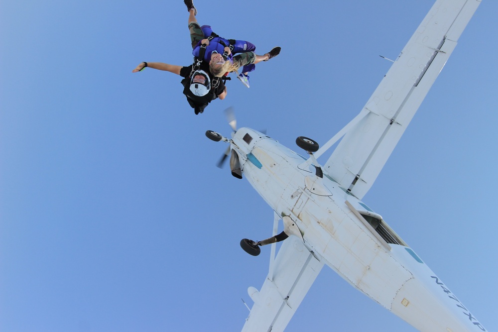 Airman takes to the sky with skydiving