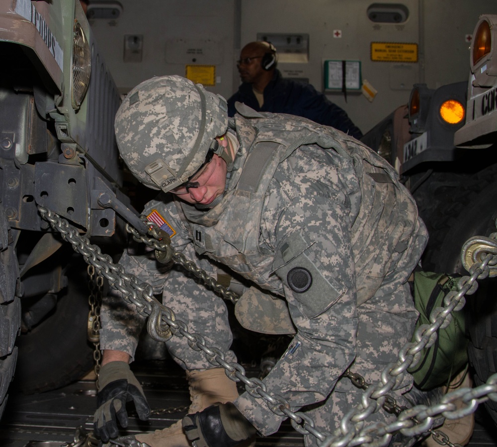 Soldier secures Humvee for EDRE