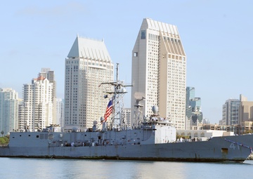 USS McClusky returns to Naval Base San Diego