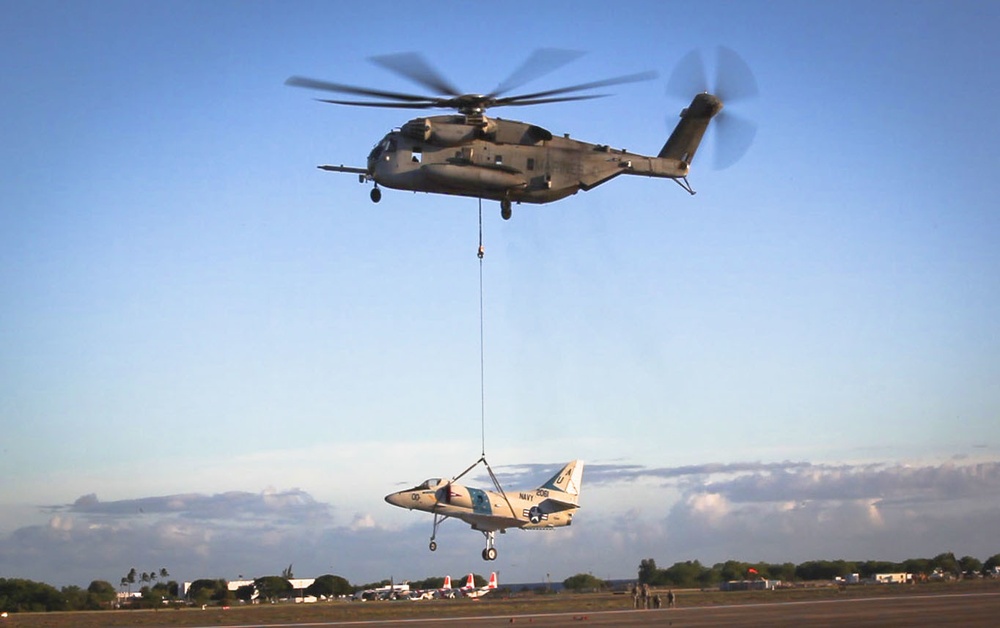 Super Stallion Sling Load