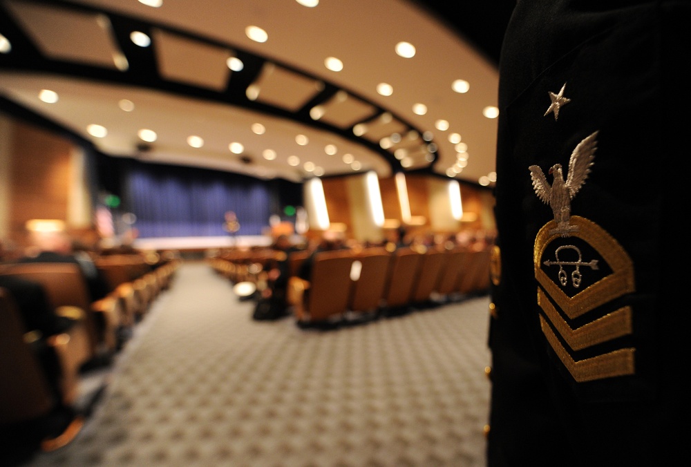 Adm. Mark Ferguson speaks at Naval War College