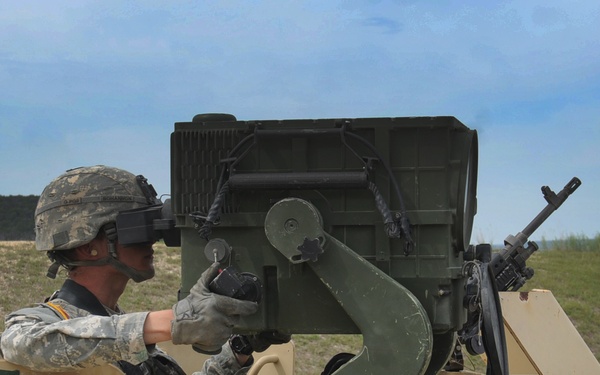 Cavalry scouts begin gunnery, prepare for crew certification