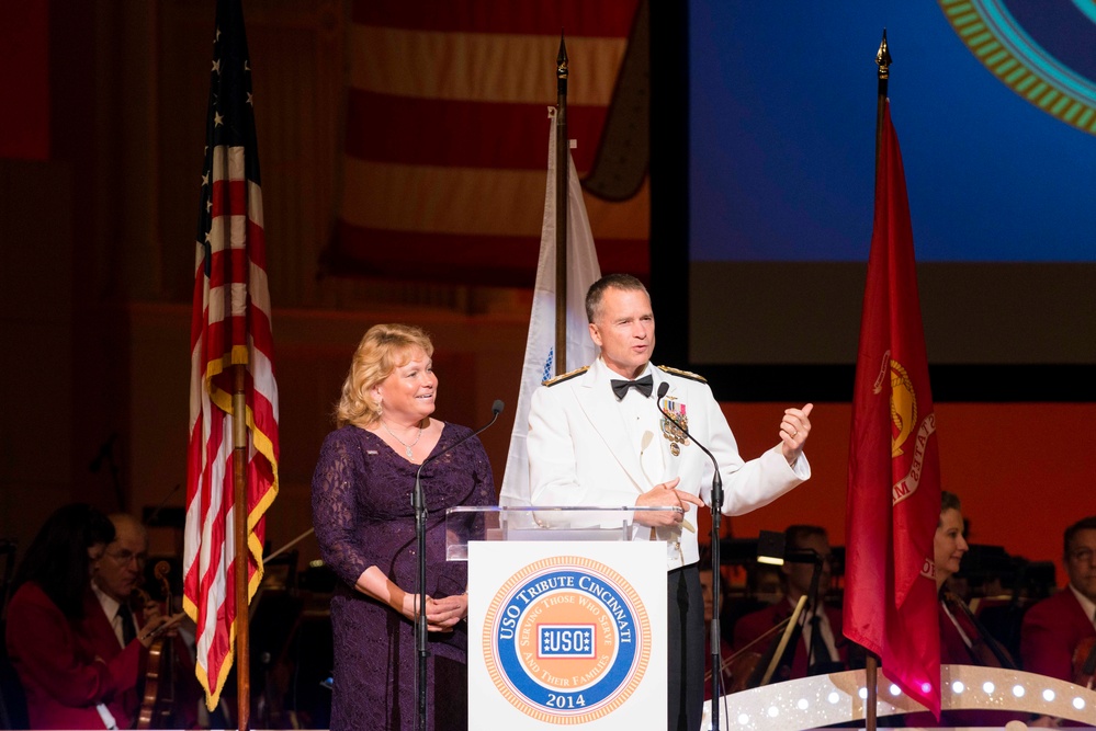 VCJCS attends USO Tribute Gala Cincinnati