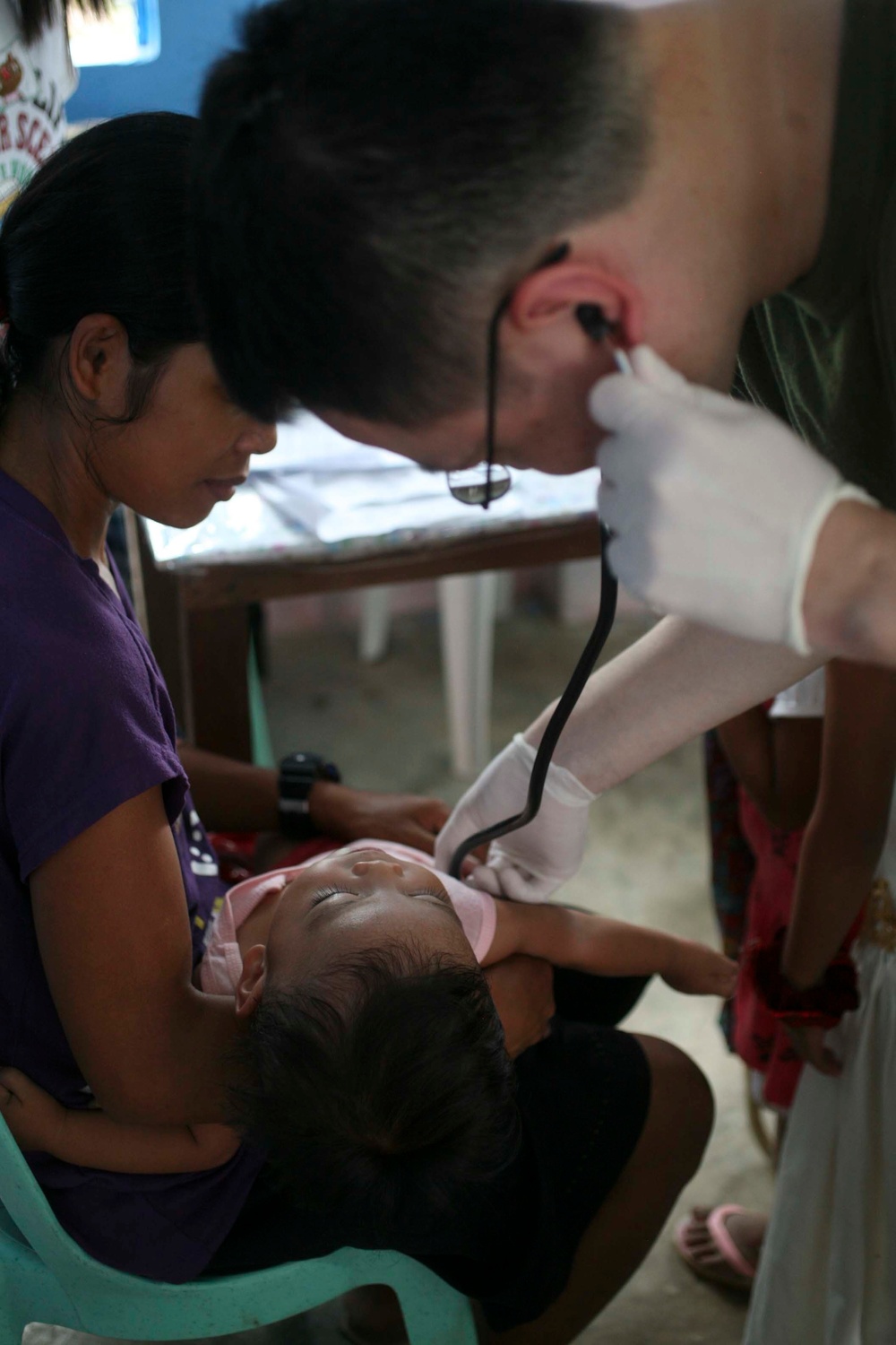 Philippine, US forces show care through cooperative health engagement Philippine, US forces show care through cooperative health engagement