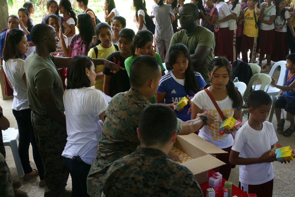 Philippine, US forces show care through cooperative health engagement