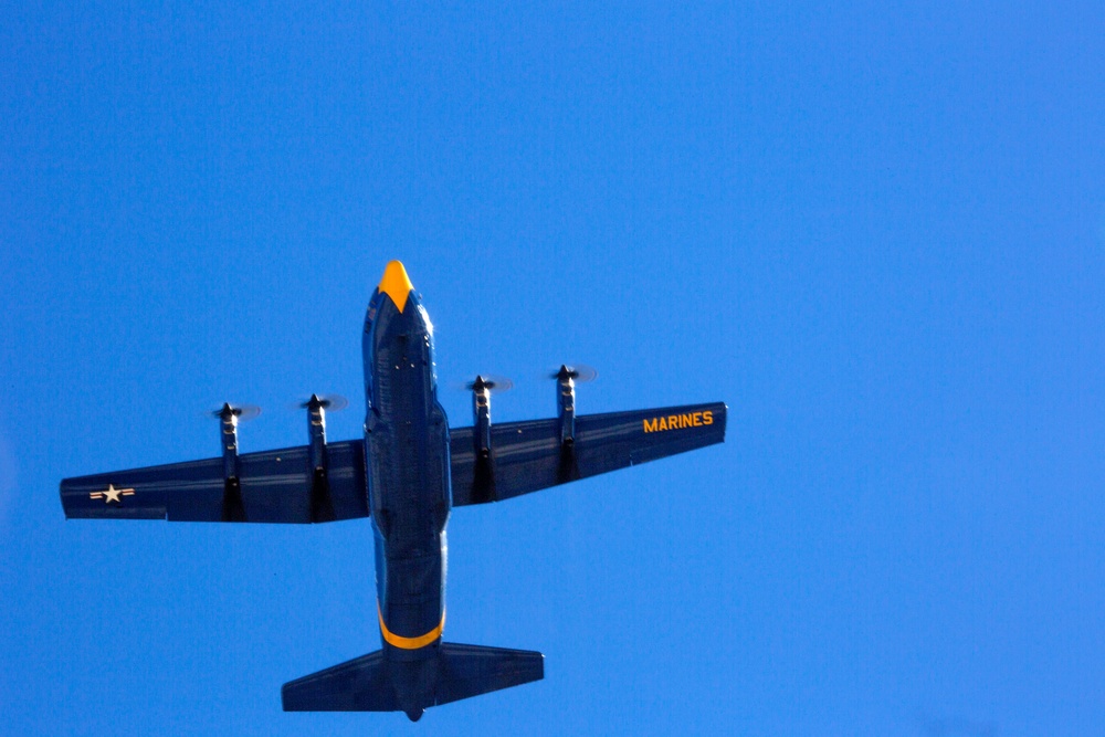 Fat Albert wows crowd at 2014 Miramar Air Show