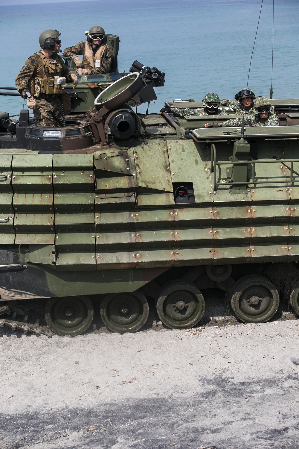 Philippine and U.S. Marines complete a mechanized assault at PHIBLEX 15