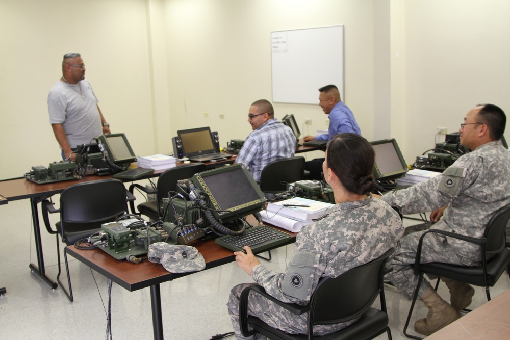 The 311th ESC trains signal systems specialists