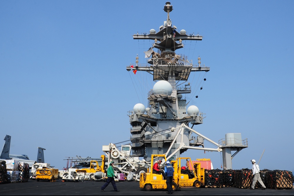 USS George H.W. Bush flight deck operations