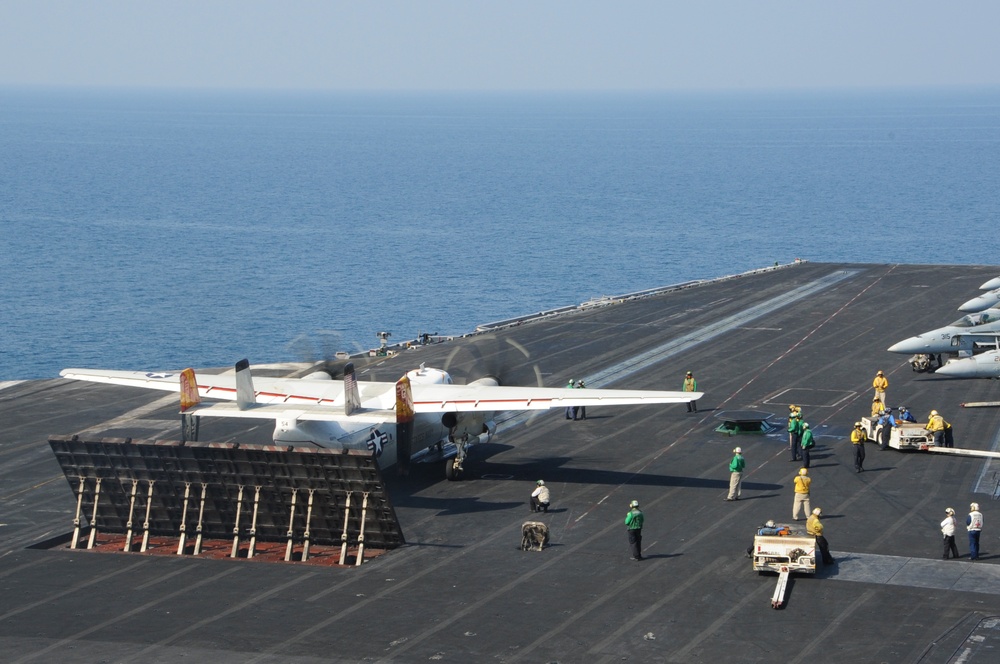 USS George H.W. Bush flight deck operations