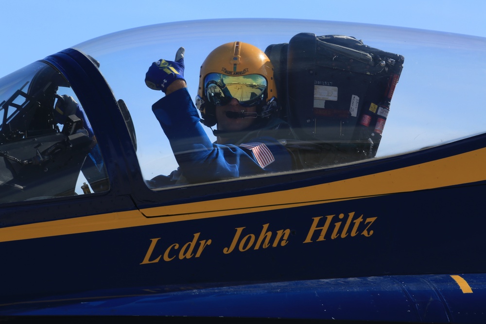 2014 Miramar Air Show Blue Angels Flight