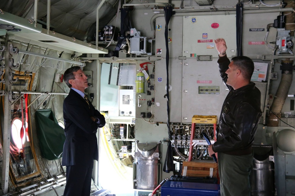 Congressman John Carney visits the Delaware Air National Guard Base