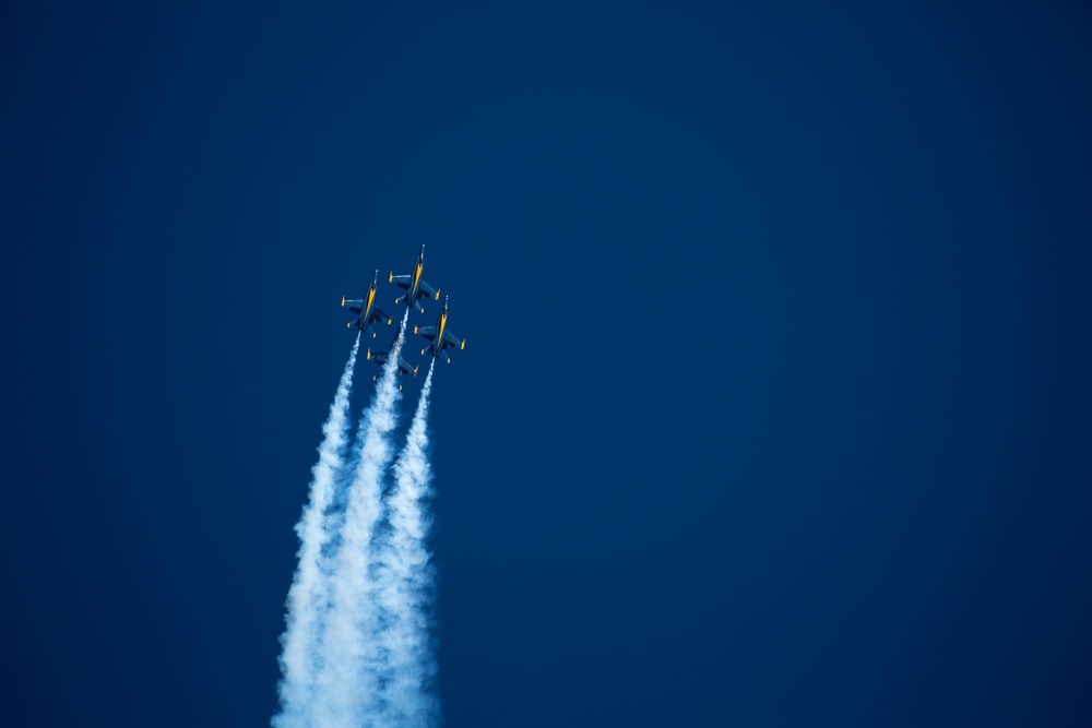 2014 Miramar Air Show Blue Angel Performance