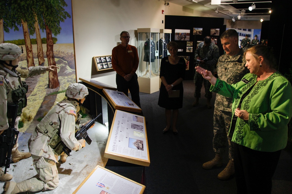 Sergeant Major of the Army Chandler visits US Army women's museum