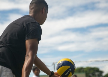 Service members share day off with kids of DYA