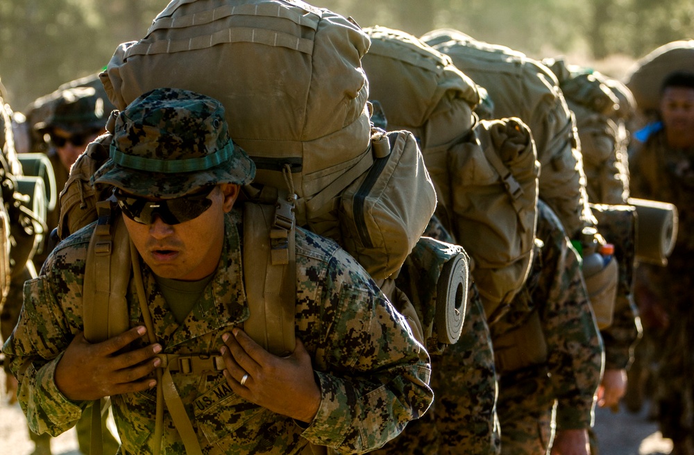 CLB-6 and 2/5 Marines receive classes on cold weather injuries and emergency situations