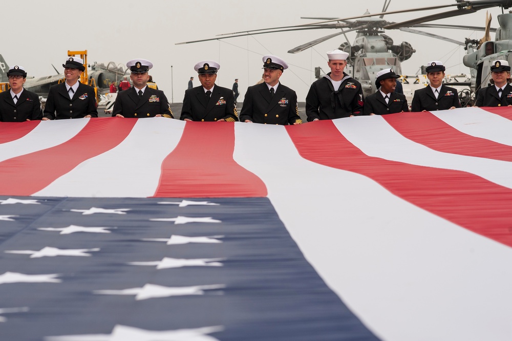 USS America visits San Francisco