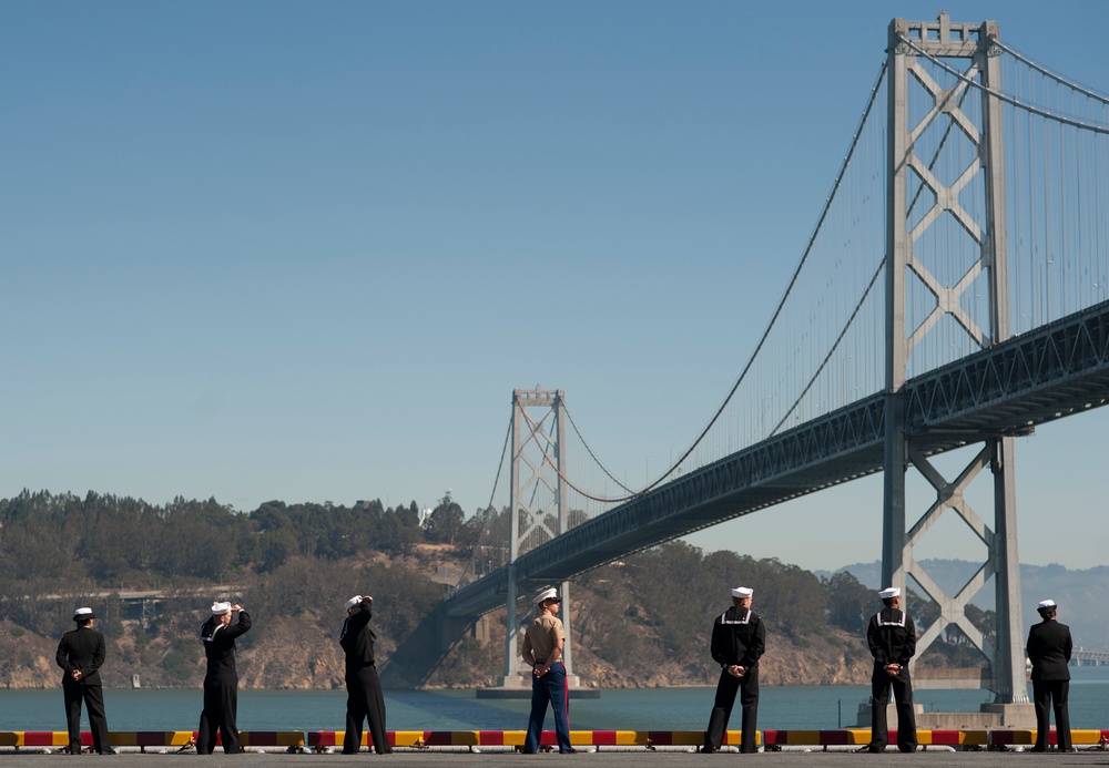 USS America visits San Francisco