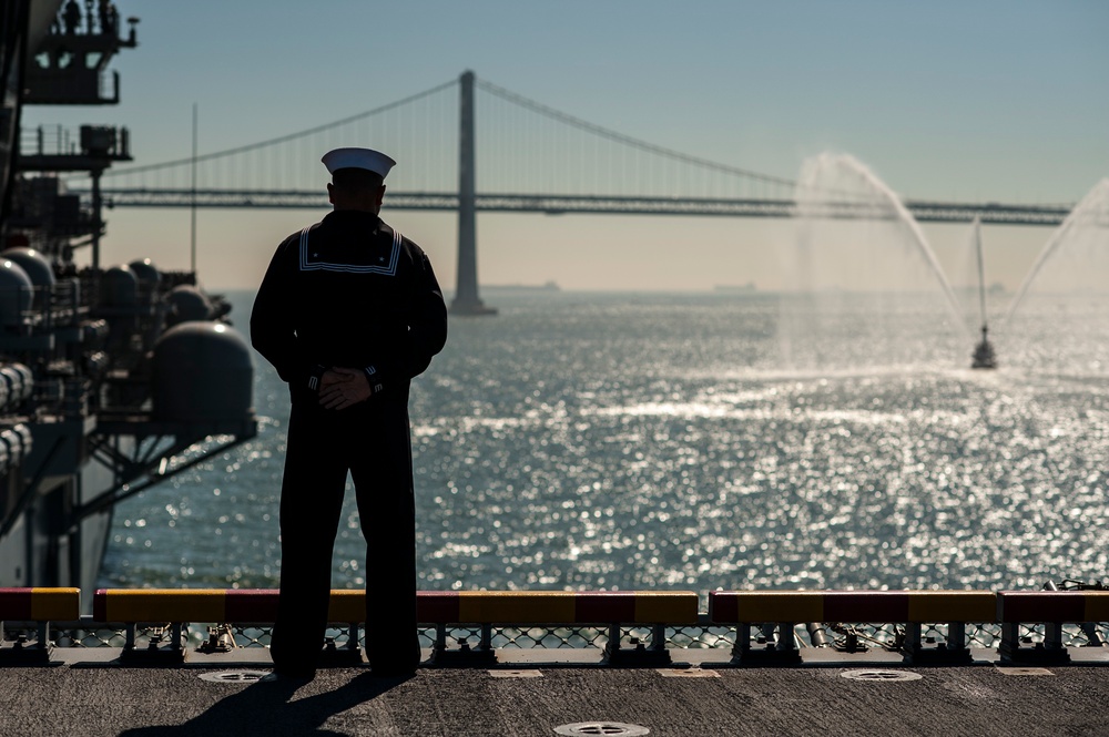 USS America visits San Francisco