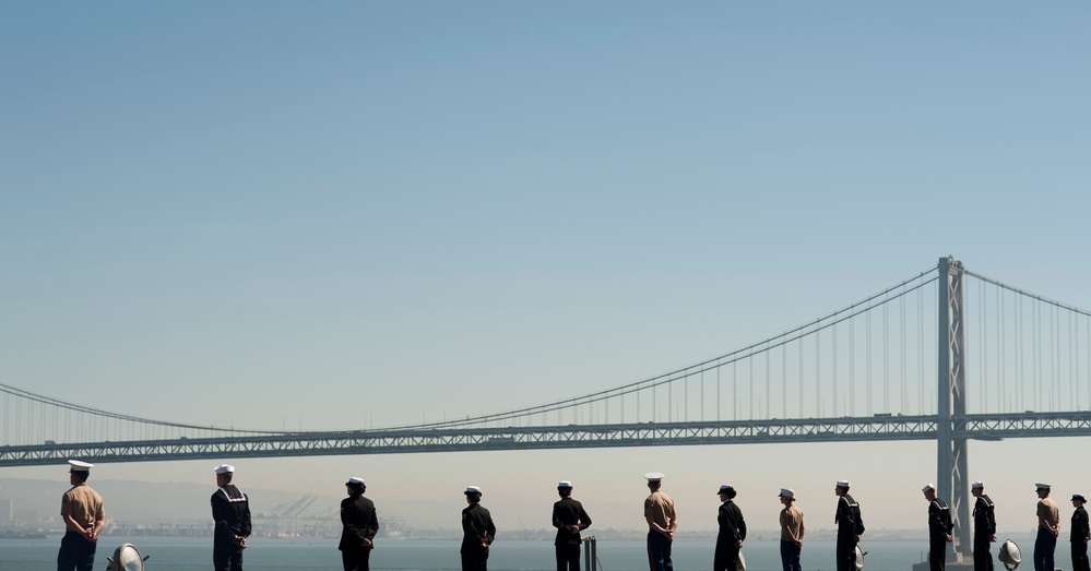 USS America visits San Francisco