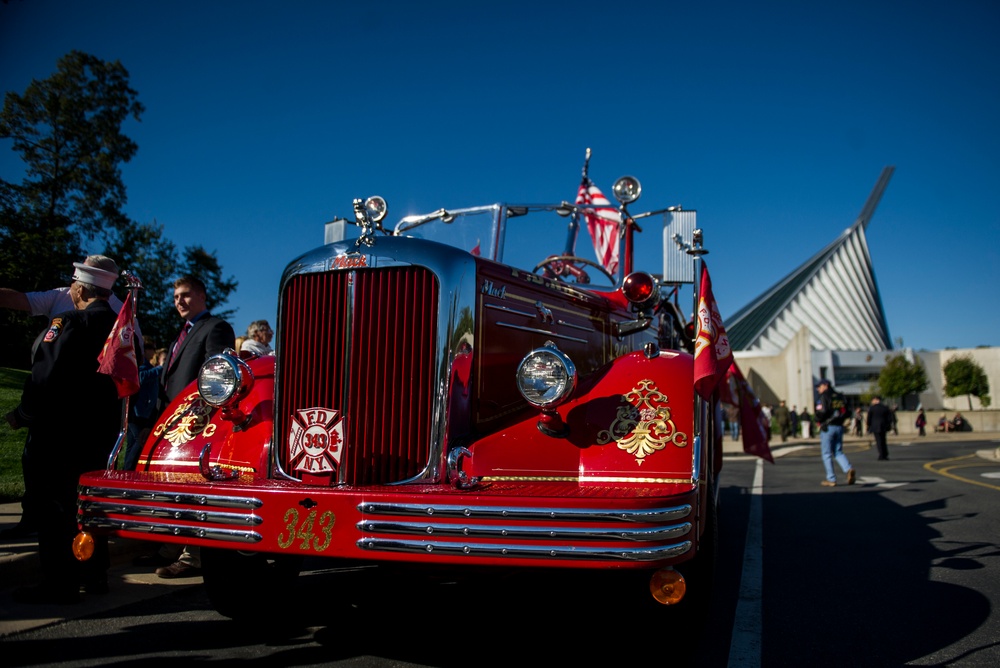 17 Firefighter-Marines honored at National Museum