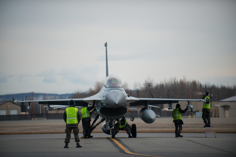 Red Flag - Alaska 15-1