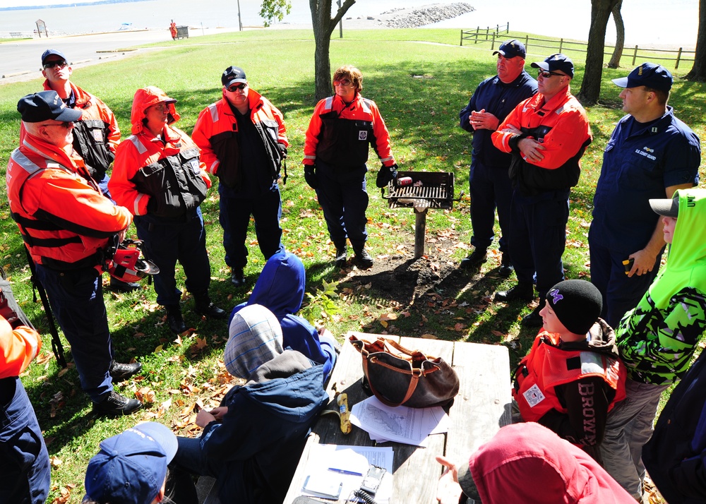 Coast Guard Auxiliary, Boy Scout Training