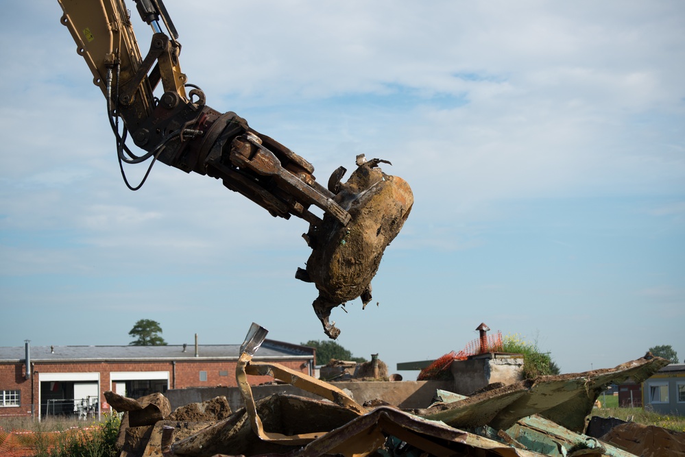 POL tanks demolition and recycling