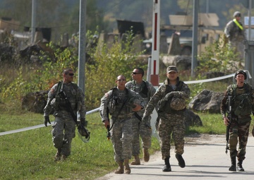 Arizona Soldiers take part in global peacekeeping training