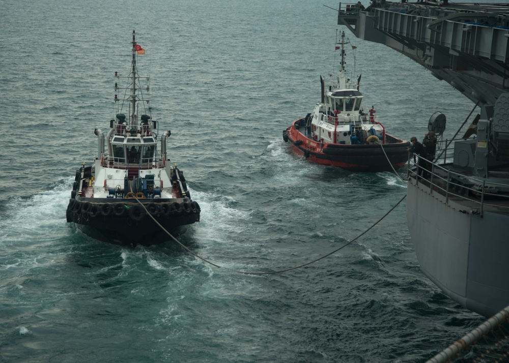 USS Carl Vinson departs Singapore